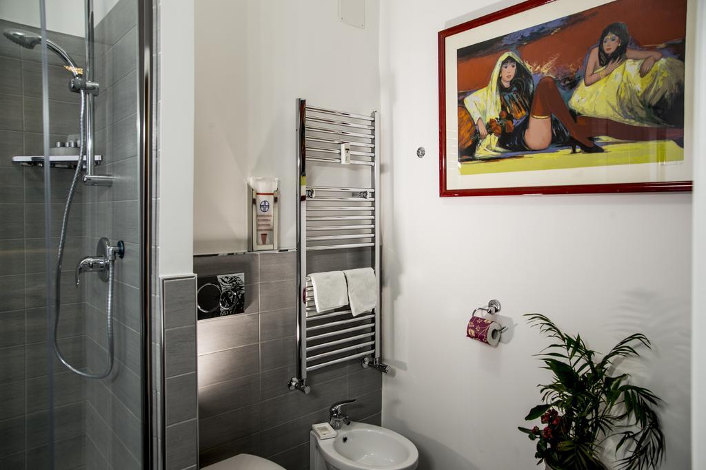 Caroline Rooms Roma Quarto foto